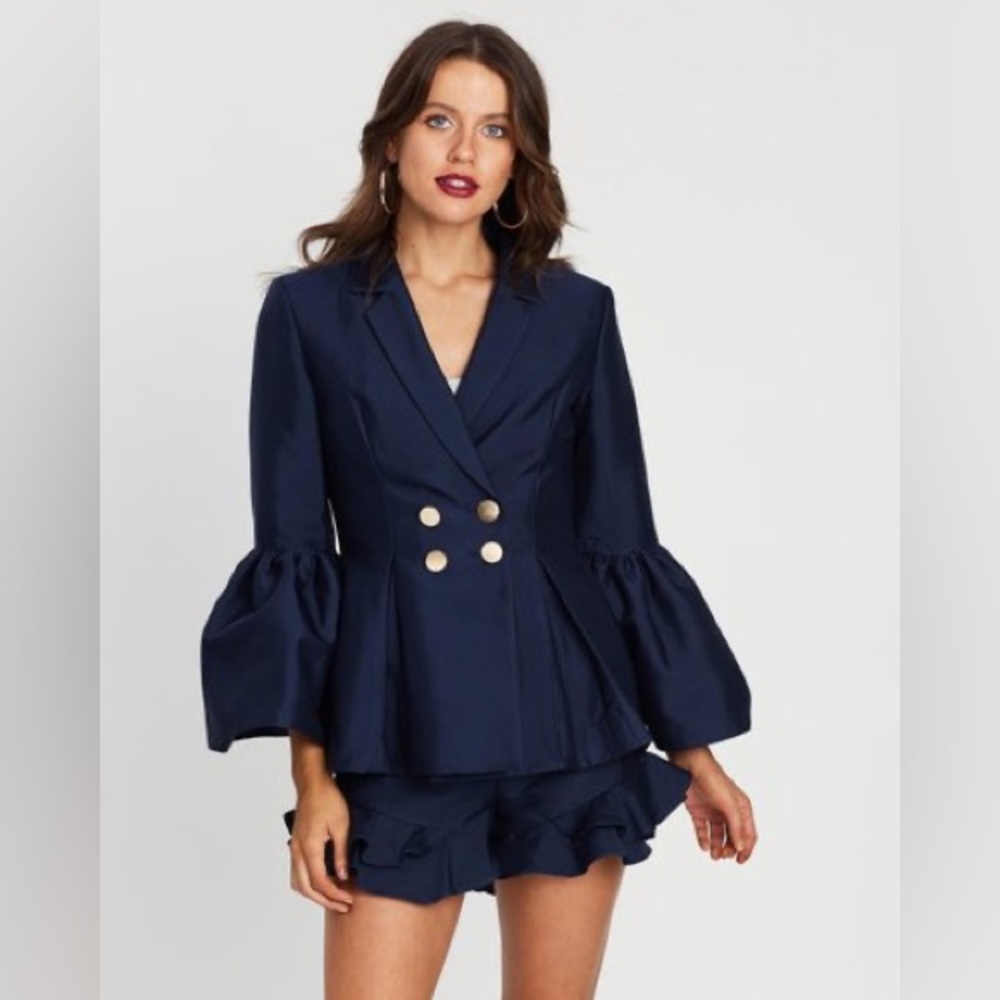 NWT Keepsakes The Label Confess Blazer in Navy!